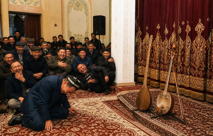  Askiya nozikfahm zakiylar bahsi, «tor» hazillar emas!