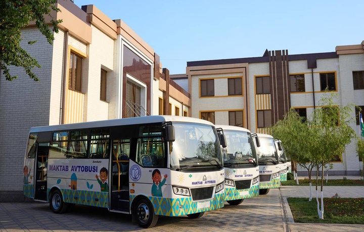 Qo‘shrabotdagi o‘quvchilar uchun maktab avtobuslari yo‘lga qo‘yildi