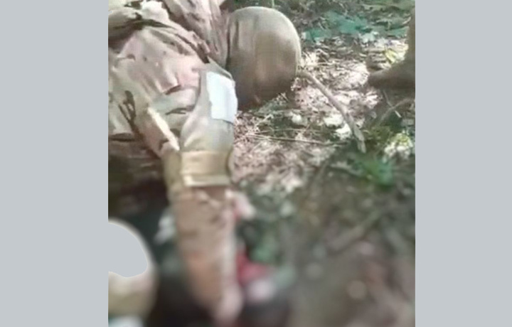 Ukraina askarining boshi uzib tashlangan video tarqaldi: nimalar ma’lum?