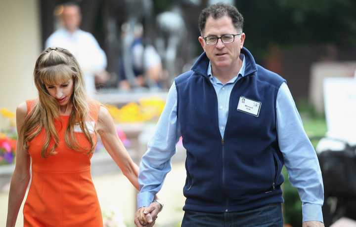 Dell asoschisi «kam ta’minlangan» amerikalik bolalarga 250 dollardan xayriya qiladi