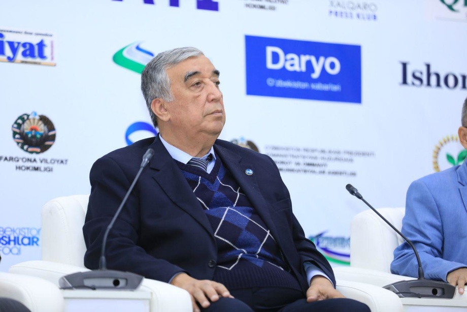 Ahmadjon Meliboyev: «Sen plovni sevasanmi?» degan yozuv yonidan jim o‘tib ketadiganlarni xalq deb bo‘lmaydi»