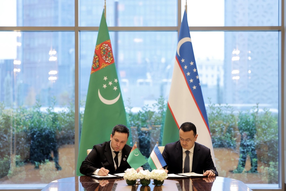 «Шовот-Тошҳовуз» савдо зонасига визасиз кириш ва чиқиш имкони яратилади