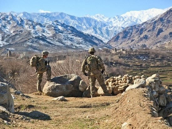 Афганцы, работавшие на США, попросили помощи у Байдена