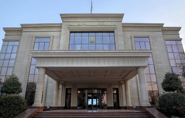 Хокимият Ташкента снял ограничения на работу торговых центров, магазинов и парков