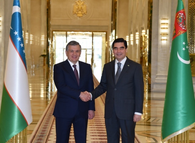 Shavkat Mirziyoyev Turkmanistonga boradi
