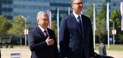 Shavkat Mirziyoyevni Serbiya saroyida tantanali kutib olishdi