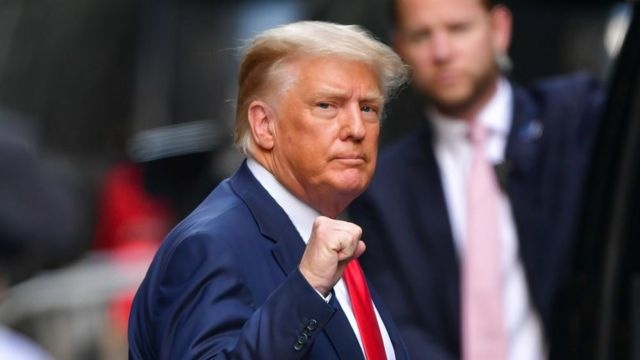 Трамп: «Хитой коронавирус сабаб камида 10 трлн. доллар товон тўлаши керак»