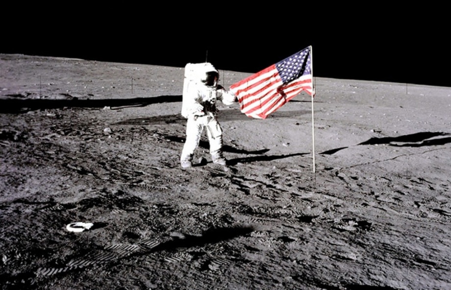 США назвали себя хозяевами Луны