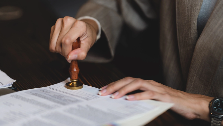 Алимент тўловчиларга чет давлатга бориш енгиллашди