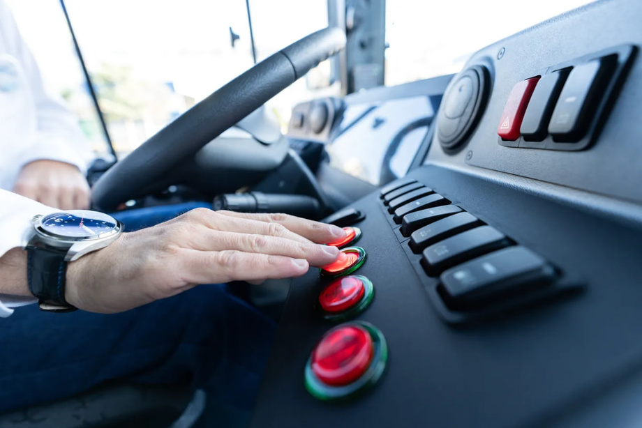 Автобус ва «Тез ёрдам»га ташвиш тугмалари ўрнатилади