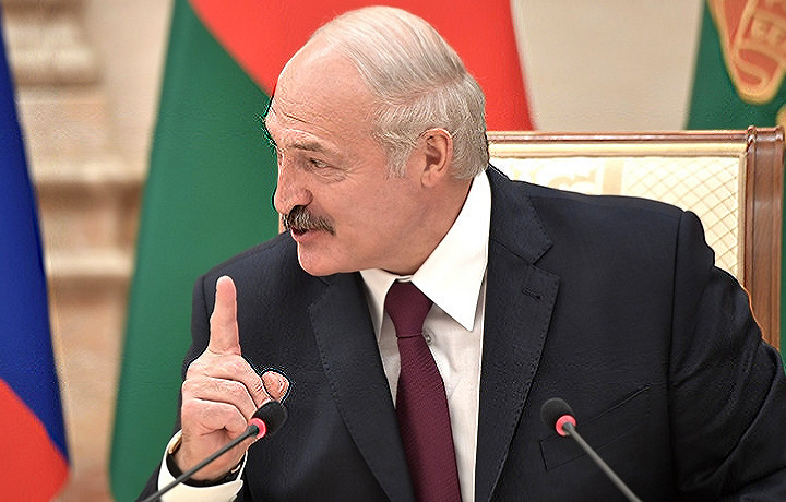 Лукашенко наградил Кадырова орденом