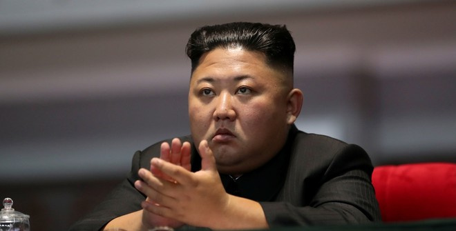 Ким Чен Ын испытал новый реактивный снаряд