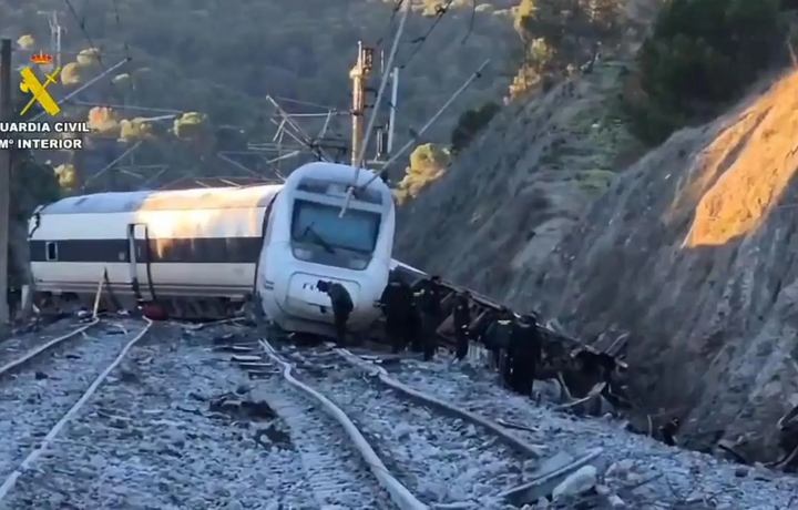 Испанияда уч кун ичида иккинчи поезд ҳалокати юз берди