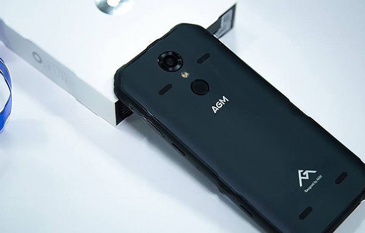 AGM выпустила защищённый смартфон с динамиками JBL