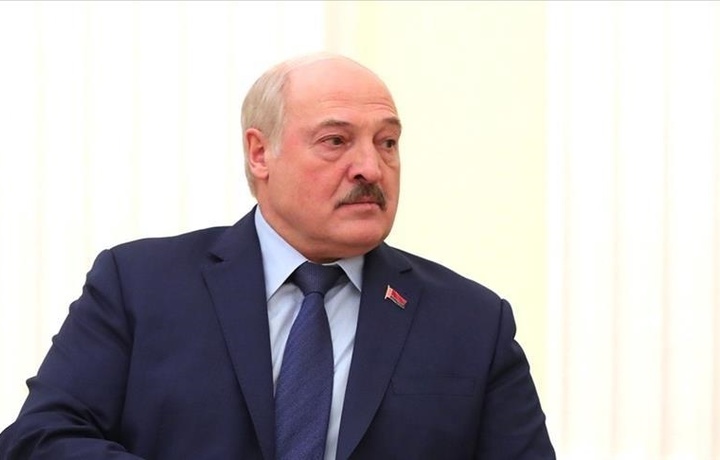 Лукашенко попросил у России гарантии защиты Беларуси