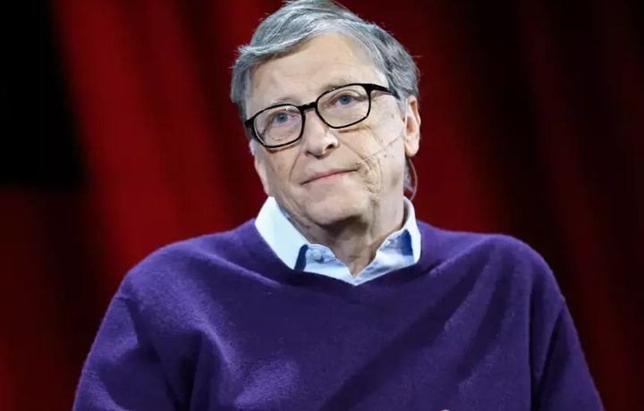 Каким смартфоном пользуется Билл Гейтс