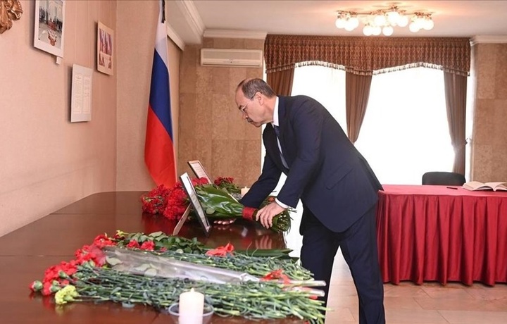 Абдулла Арипов посетил посольство России в Узбекистане
