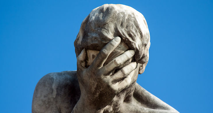 Ayollarning yalangoch tukli oyoqlari