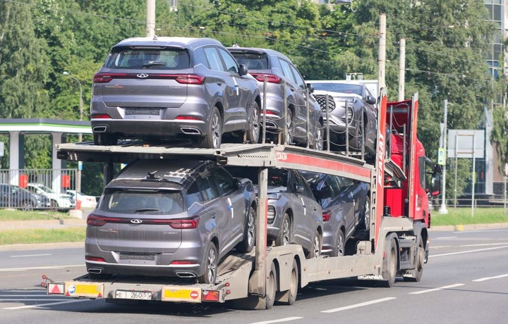 O‘zbekistonliklar 3 oyda qariyb 7 mingta «inomarka» import qilgan