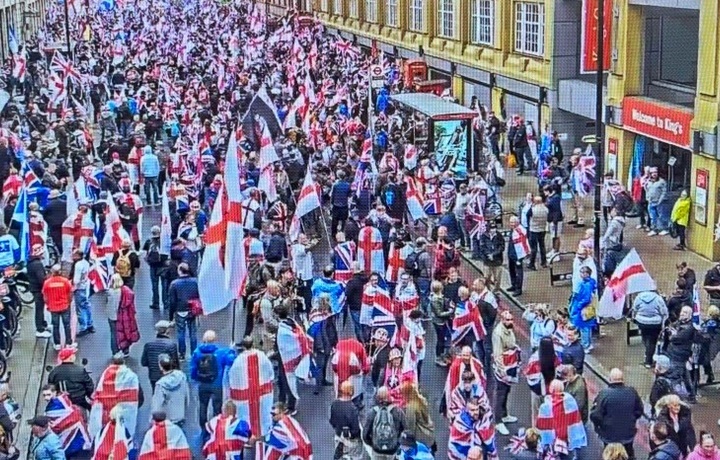 Bir yarim million kishi London ko‘chalariga chiqdi