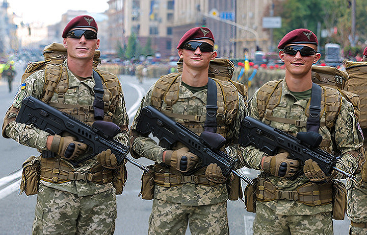 Военный парад в Киеве посетят иностранные делегации (фото)