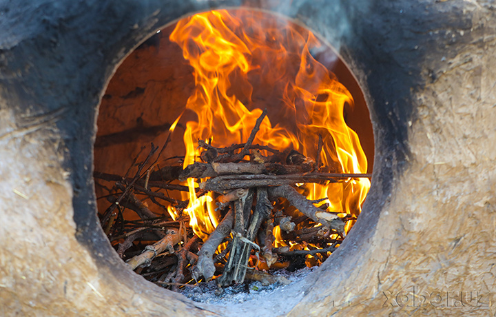 Тандир - ўтмиш ва бугунни боғловчи қадрият