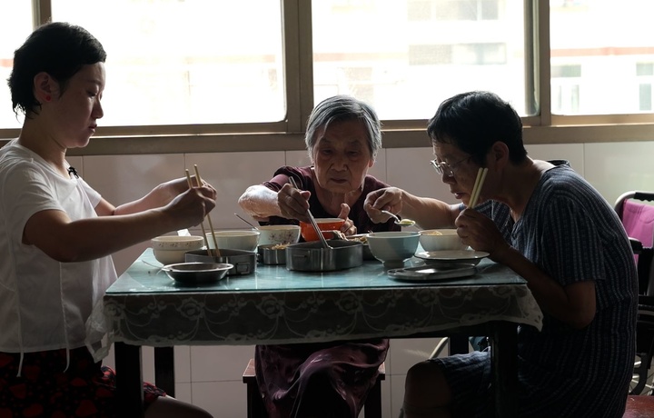 Хитойда туғилиш рекорд даражада пасайди