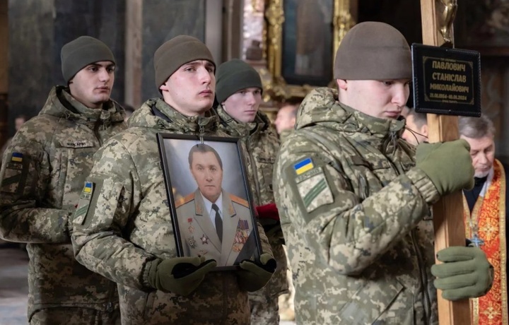 Ukrainalik general snayper uchuvchi vafot etdi
