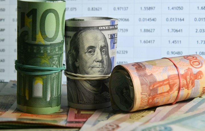 Dollar yana keskin pasayishni boshladi