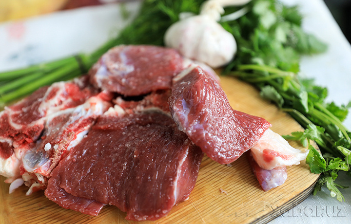 Медики рассказали об опасности красного мяса