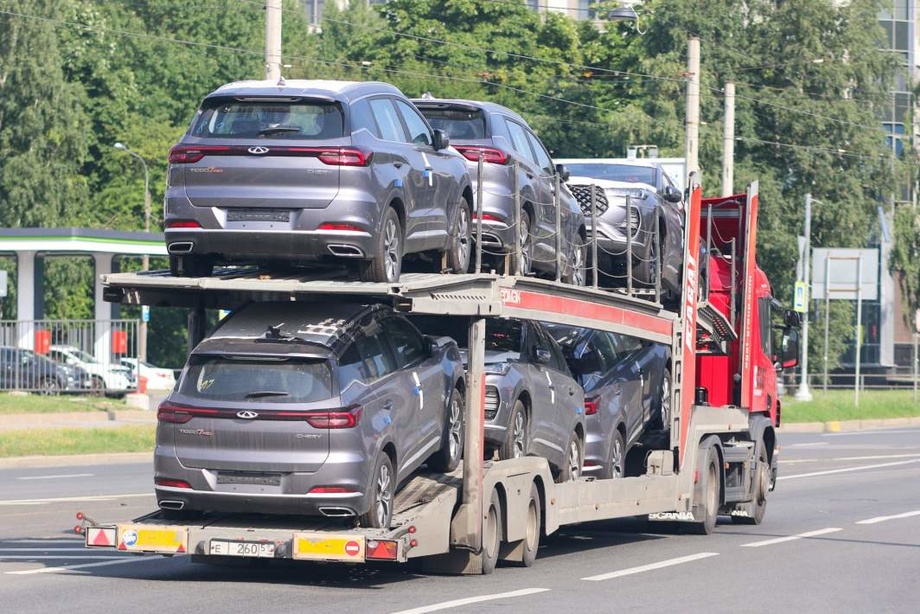 O‘zbekistonliklar 3 oyda qariyb 7 mingta «inomarka» import qilgan