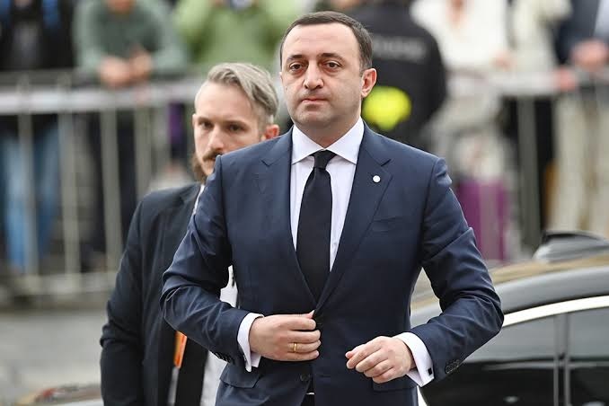 Gruziya sobiq bosh vaziri besh yilga qamaldi