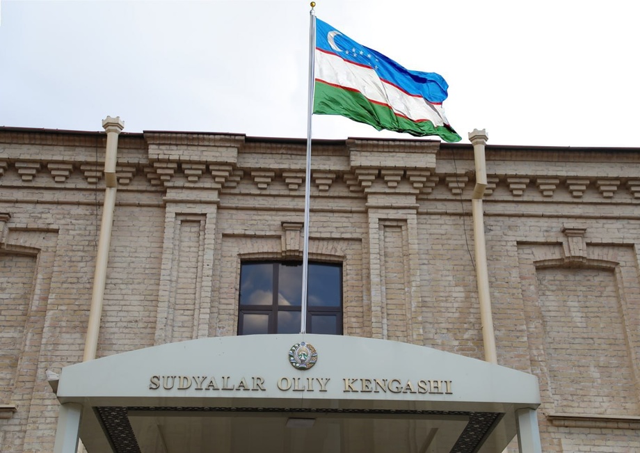 Жойларда қатор судьяларнинг ваколатлари муддатидан илгари тугатилди