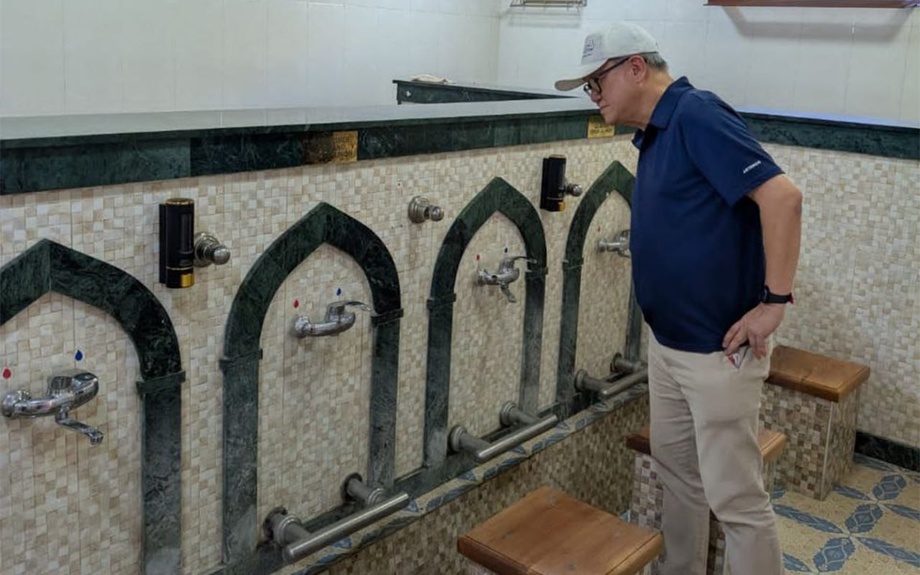 Бутунжаҳон ҳожатхоналар ташкилоти раҳбари Ўзбекистондаги санитария инфратузилмасини юқори баҳолади