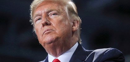 Twitter va prezident Tramp orasidan ola mushuk o‘tdi (foto)