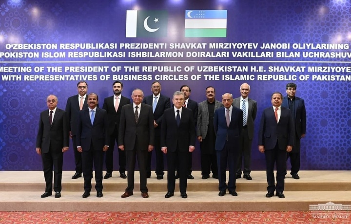 Шавкат Мирзиёев провел встречу с руководителями ведущих компаний Пакистана