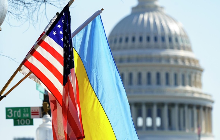 АҚШ Украинага йирик ёрдам пакети ажратишга қарор қилди