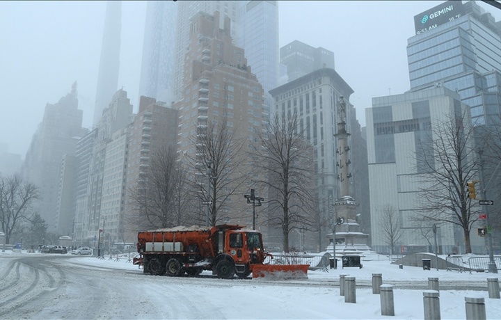 АҚШда салкам ярим миллион киши бўрон сабаб электрсиз қолди