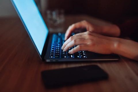 Проблемы предотвращения клеветы и оскорблений в Интернете