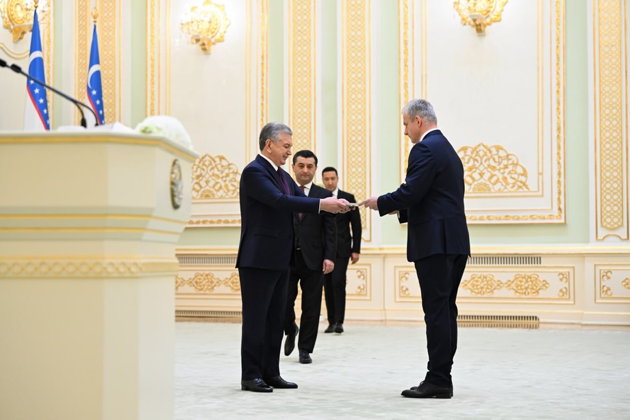 Mirziyoyev xorijiy davlatlarning yangi tayinlangan elchilaridan ishonch yorliqlarini qabul qilib oldi