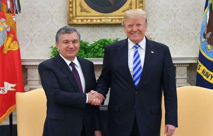 Shavkat Mirziyoyev Donald Tramp bilan telefon orqali gaplashdi