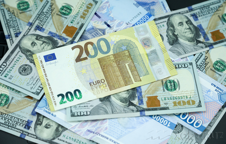 12-noyabrdan dollar qiymati qancha bo‘ladi?