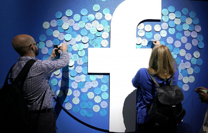 Facebook хочет покупать доступ к новостям