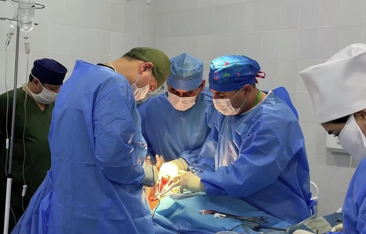 Хоразмда илк бор жигар трансплантацияси муваффақиятли ўтказилди