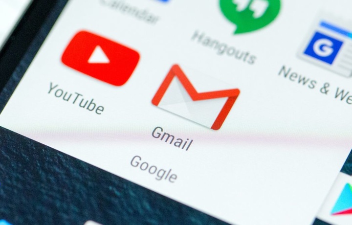 Как в Gmail на Android активировать темную тему