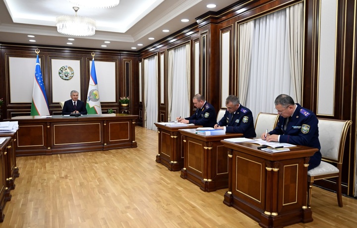 Шавкат Мирзиёев фавқулодда вазиятлар тизимини рақамлаштириш бўйича топшириқ берди