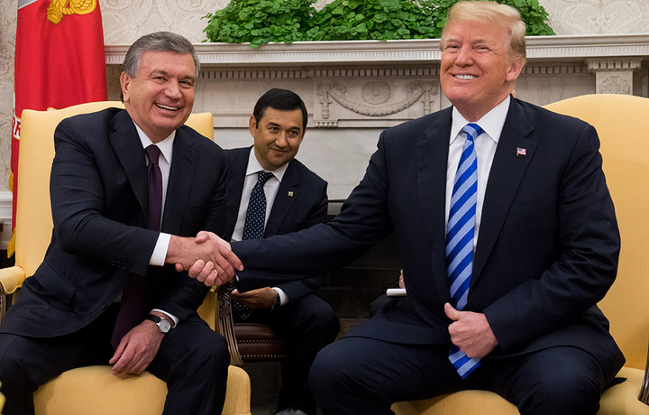 Shavkat Mirziyoyev Donald Trampning oilasiga tuhfa etgan sovg‘alar qiymati ma’lum bo‘ldi