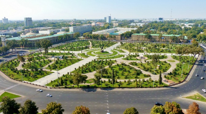 В центре Ташкента откроют две закрытые улицы