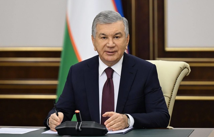 O‘zbekiston prezidenti intellektual mulk, arxiv ishi va yuridik ta’limga doir taqdimotlar bilan tanishdi