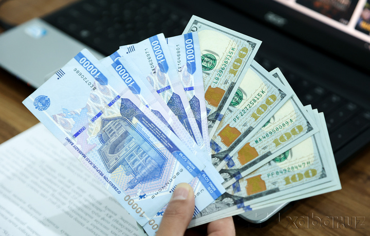 2024-yilda O‘zbek so‘mi AQSh dollariga nisbatan 4,7 foizga qadrsizlangan